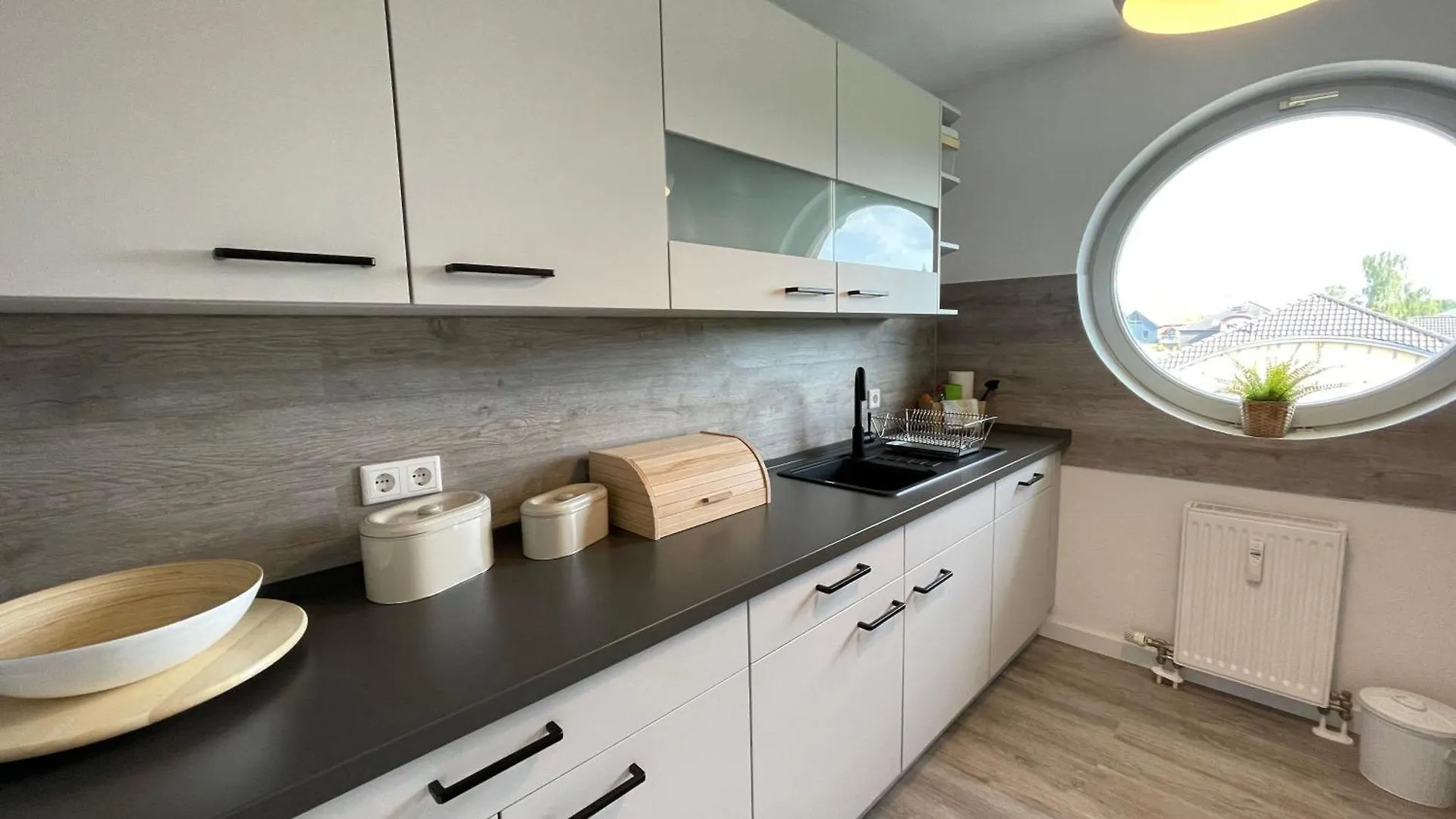Wunderschoen-Wohnen-Im-Apartment-Rooftop 德累斯顿 公寓